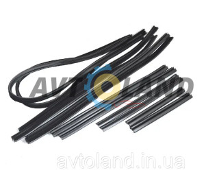 Ущільнювач опускного скла дверей ВАЗ 2104, 2105, 2107, 21073 (к-т 12 шт.) п/е уп