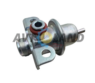 Регулятор давления топлива ВАЗ 2110(Сенс)Старого образца