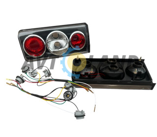 Фонарь задний ВАЗ 2106,2121 левый и правый (к-т 2 шт), BLACK (3 круга) WATT