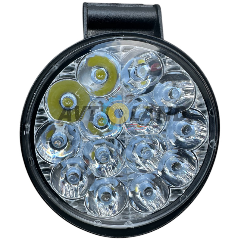 Светлодиодная LED фара робочая КРУГЛАЯ 48ВТ,(3ВТ*14ЛАМП) + страбоскоп купить недорого